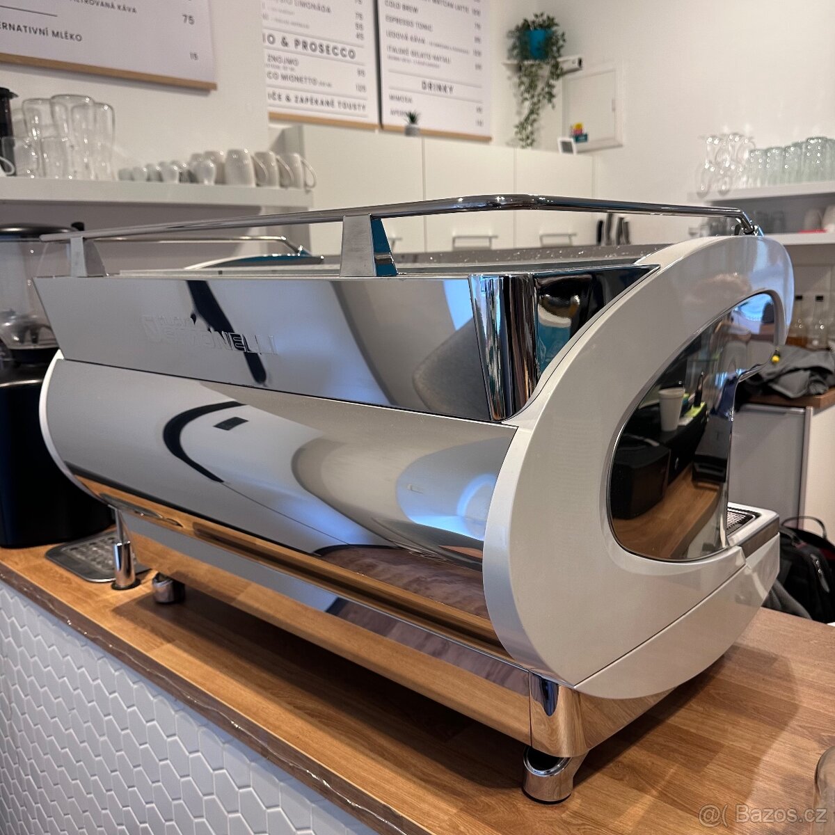 Nuova Simonelli Aurelia Wave 2GR
