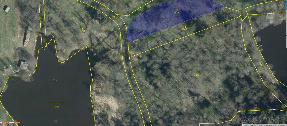 Klidné místo mezi rybníky – 2 805 m² u Hošťky