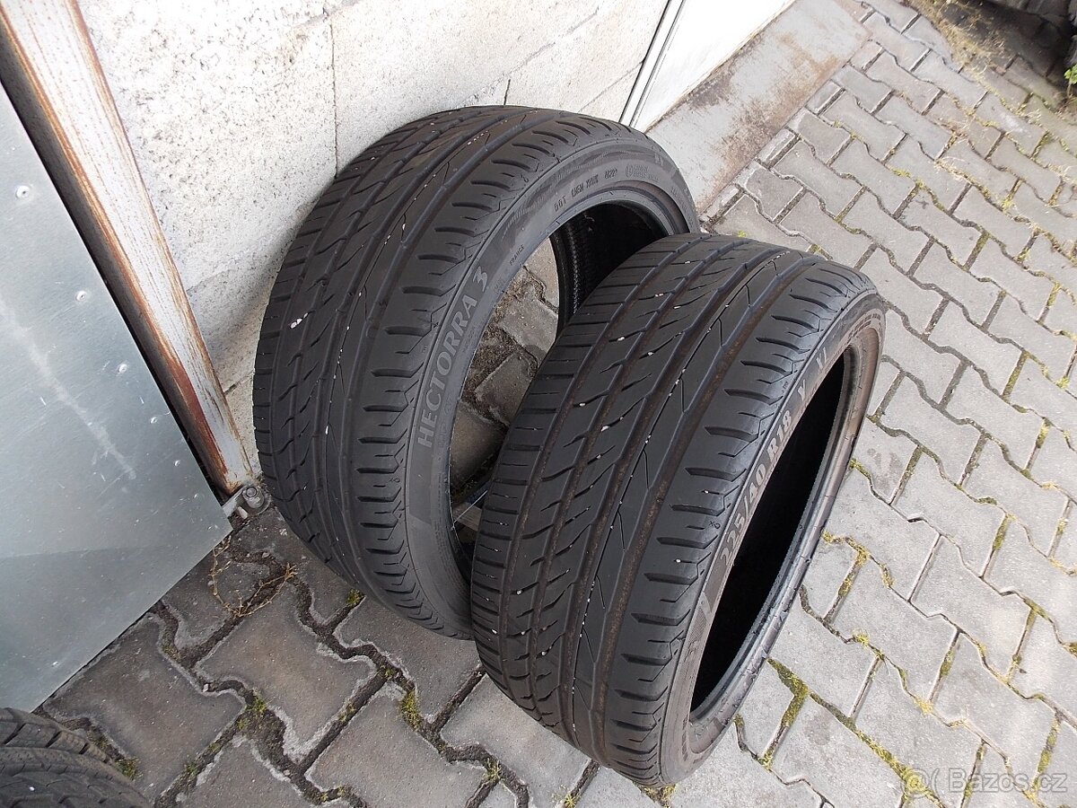 Letní pneu 225/40 R18