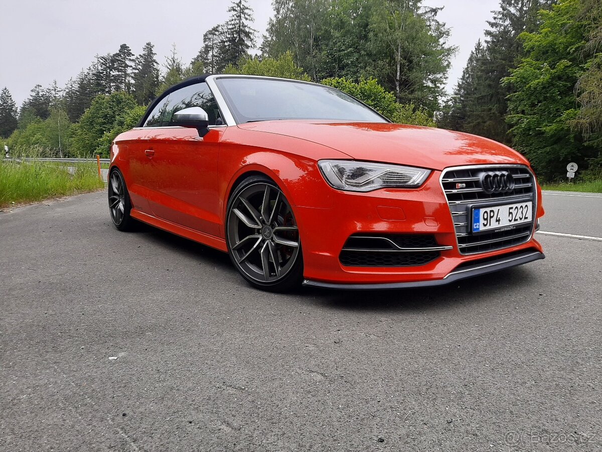 Audi S3 cabrio quarto