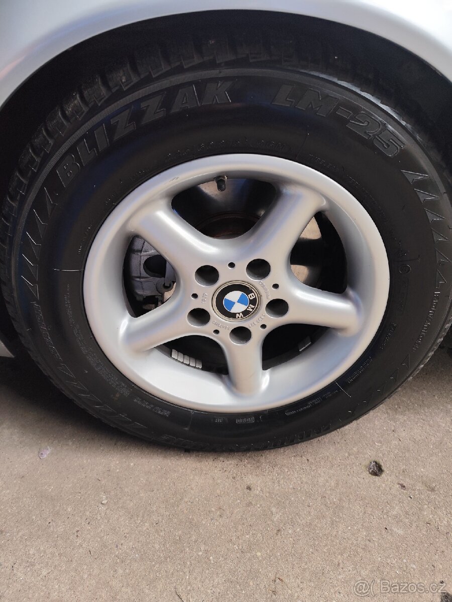 Originální kola styling 18 na BMW E34