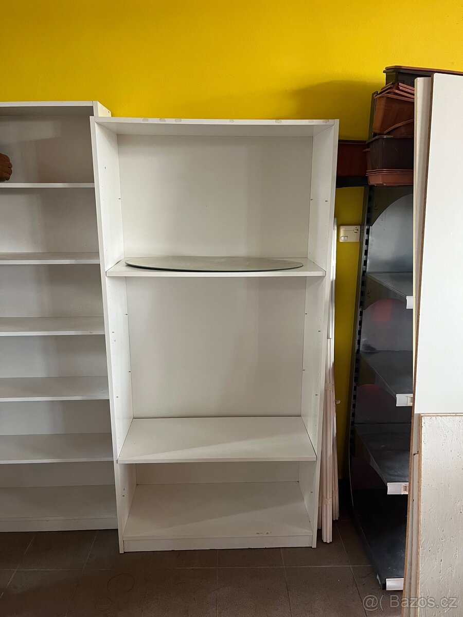 Prodám regaly