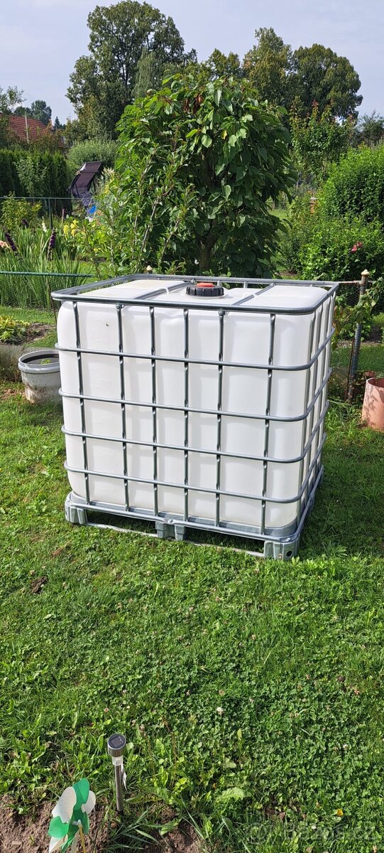 IBC -kubíkovka - nádrž 1000l