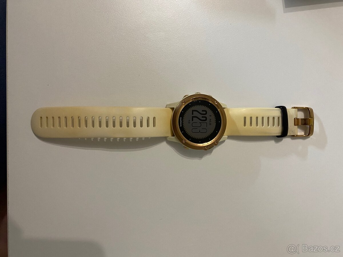 Garmix Fenix 3 (rose gold)