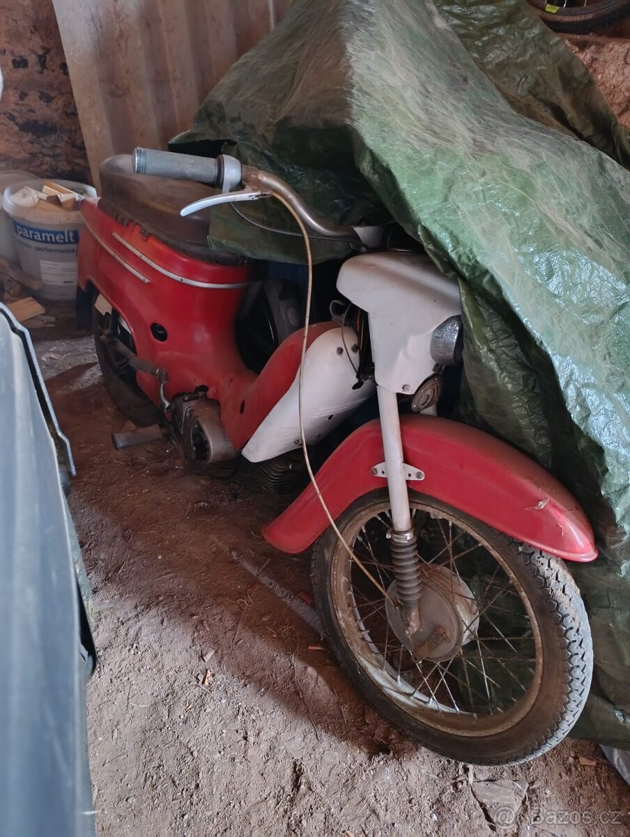 Jawa pionyr 21 a babeta 220