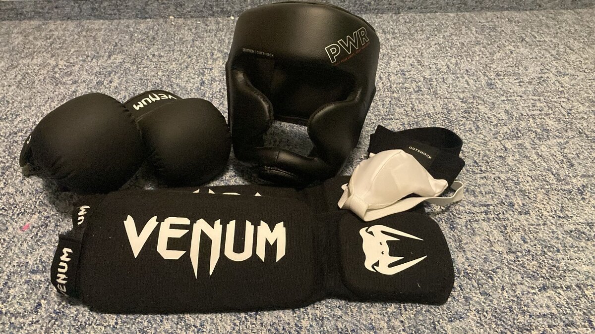 Vybavení MMA
