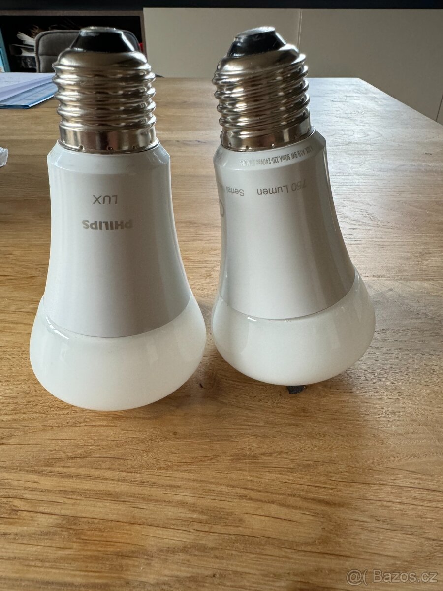2x žárovka Philips Hue LUX