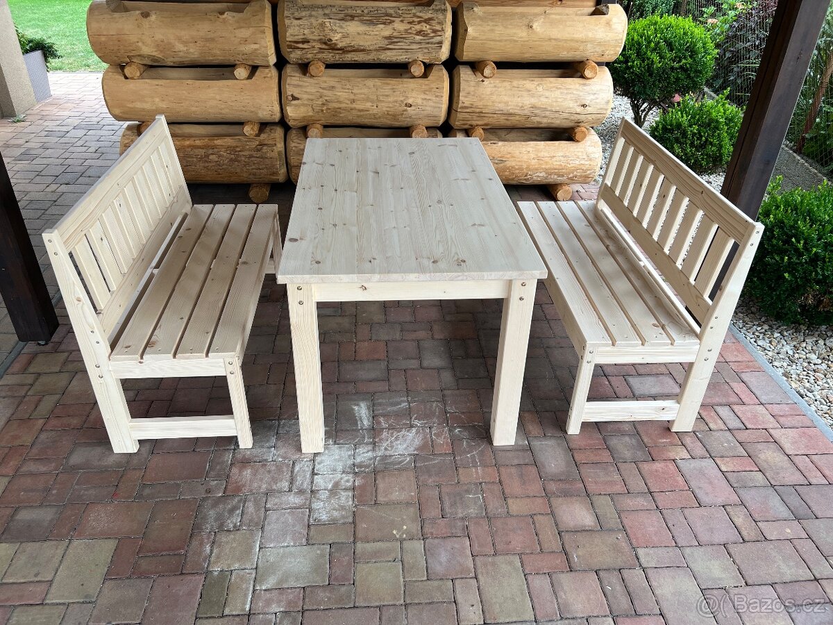 Zahradní set z masivu