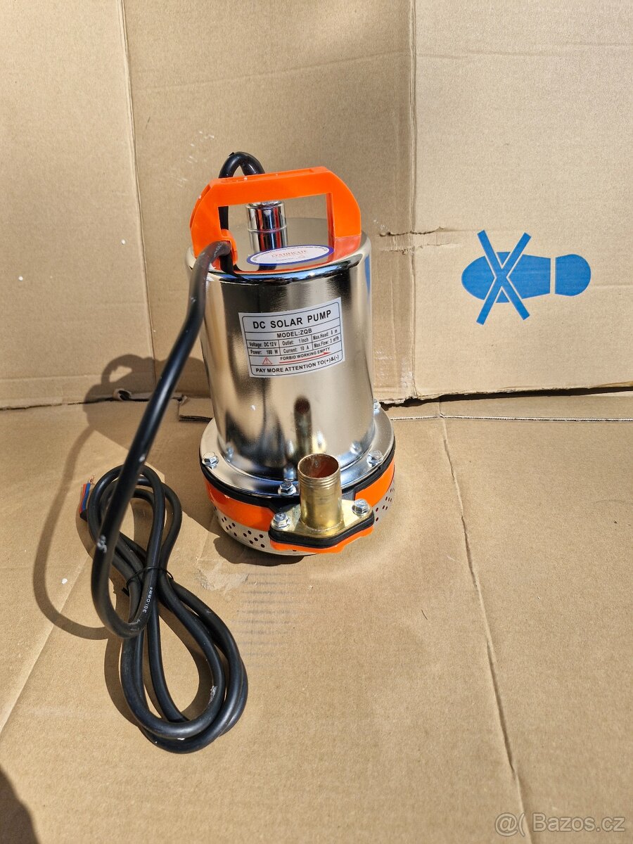 Set panelu se čerpadlem