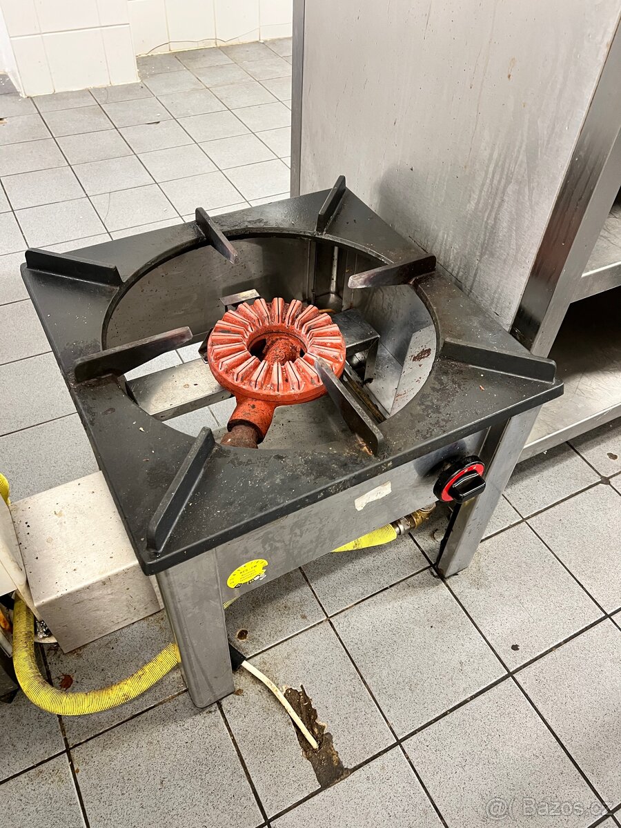 Plynová stolička RedFox + digestoř