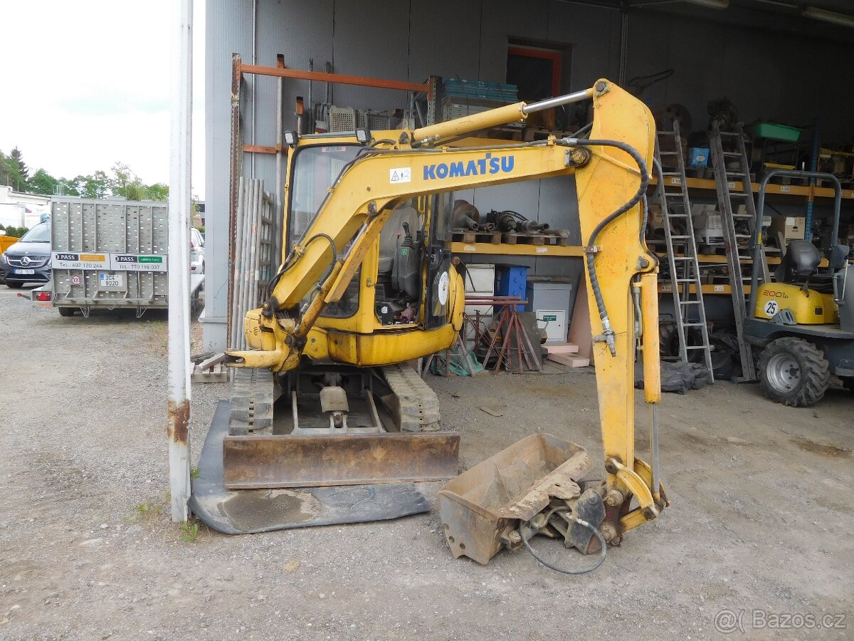 Pásový bagr Komatsu 3,6 tuny