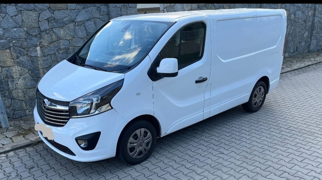 Vivaro 2018 Naj220tkm Kima 92Kw CouvKamera Spotř 6l Nafty