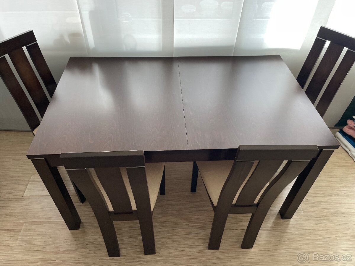 Jídelní sestava stůl + 6x židle