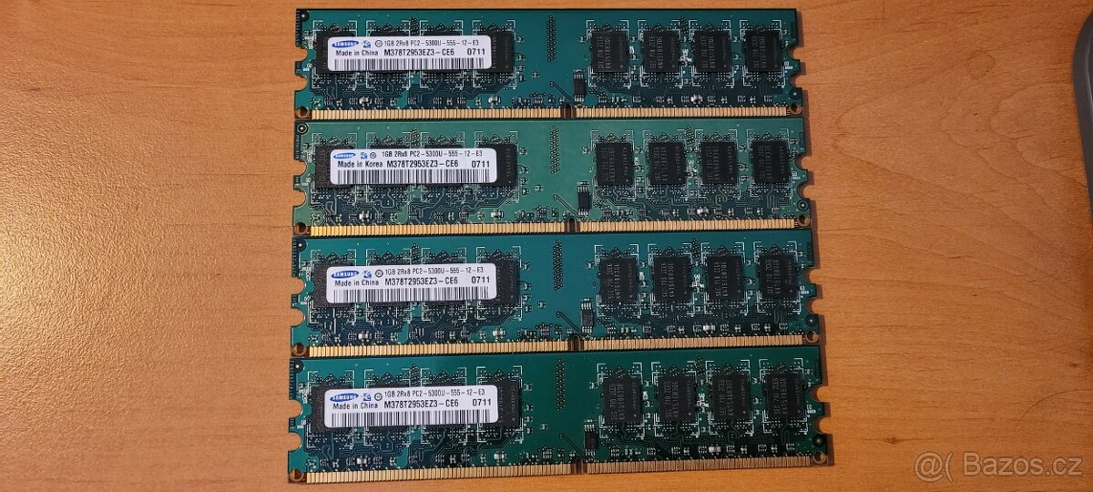 RAM DDR2 SAMSUNG 4 GB (4 x 1GB), 5300U, 667MHz