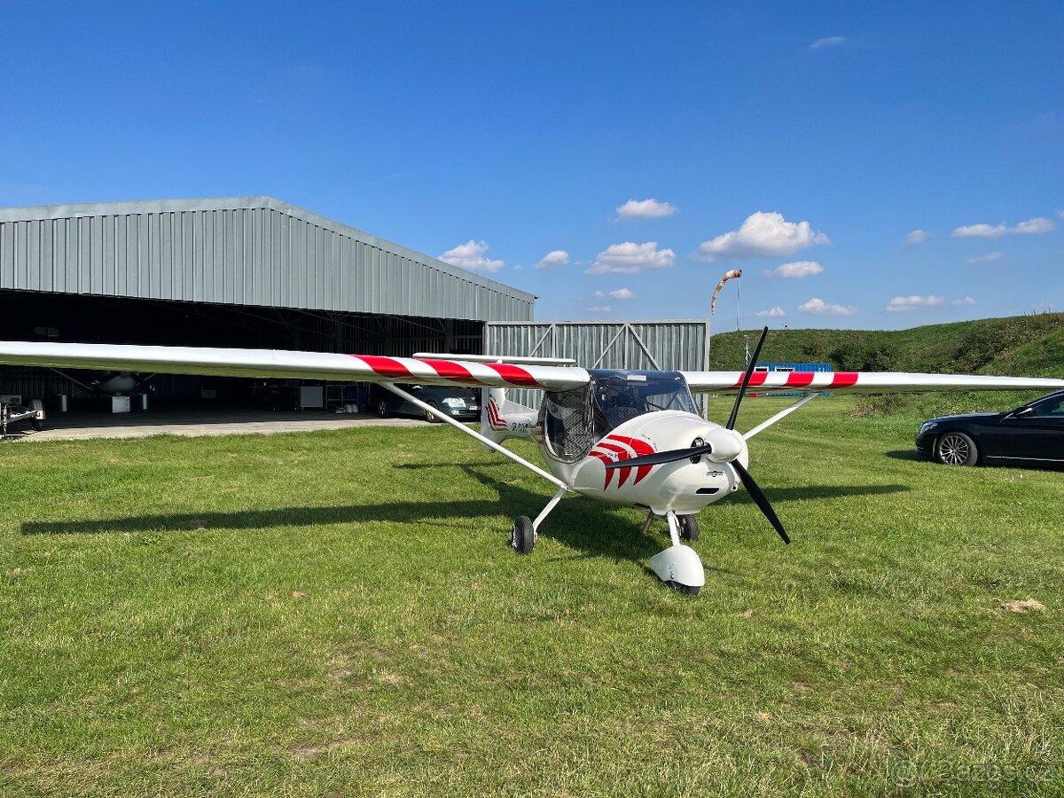 Ultralight Allegro hornoplošník s Rotaxem 912
