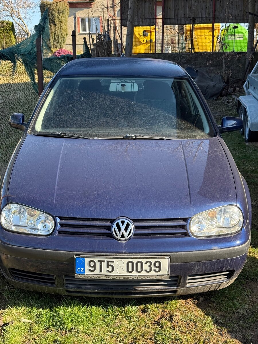 Prodám Volkswagen Golf 4 1.6 LPG na náhradní díly