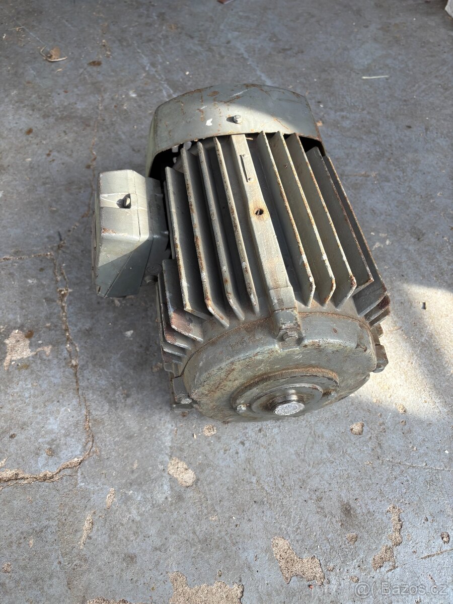 Elektromotor 3 kW 1420 otaček / min