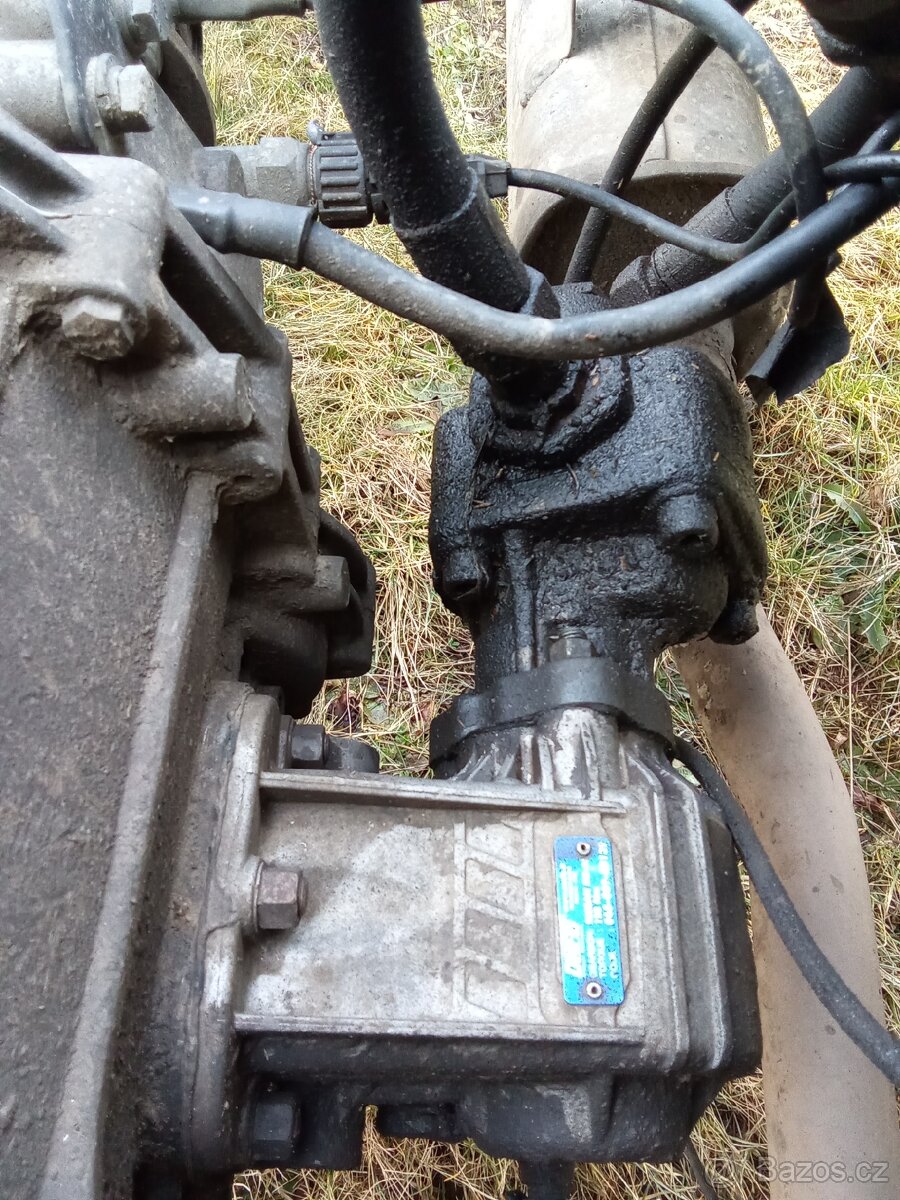 PTO hydraulický pohon  kontejner Nissan Mitsubishi
