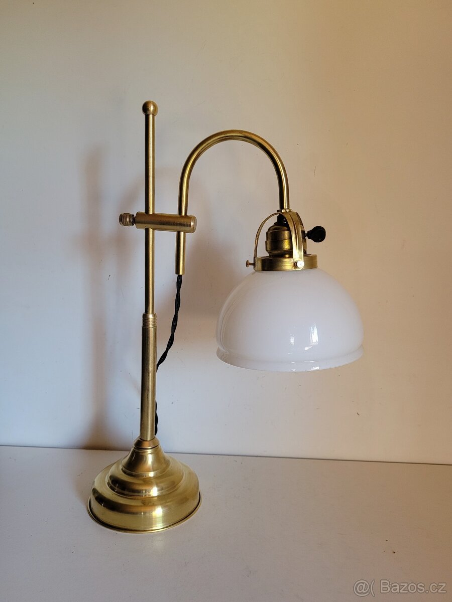 mosazná posuvná lampa, lampička, bankéřka, bílé stínidlo