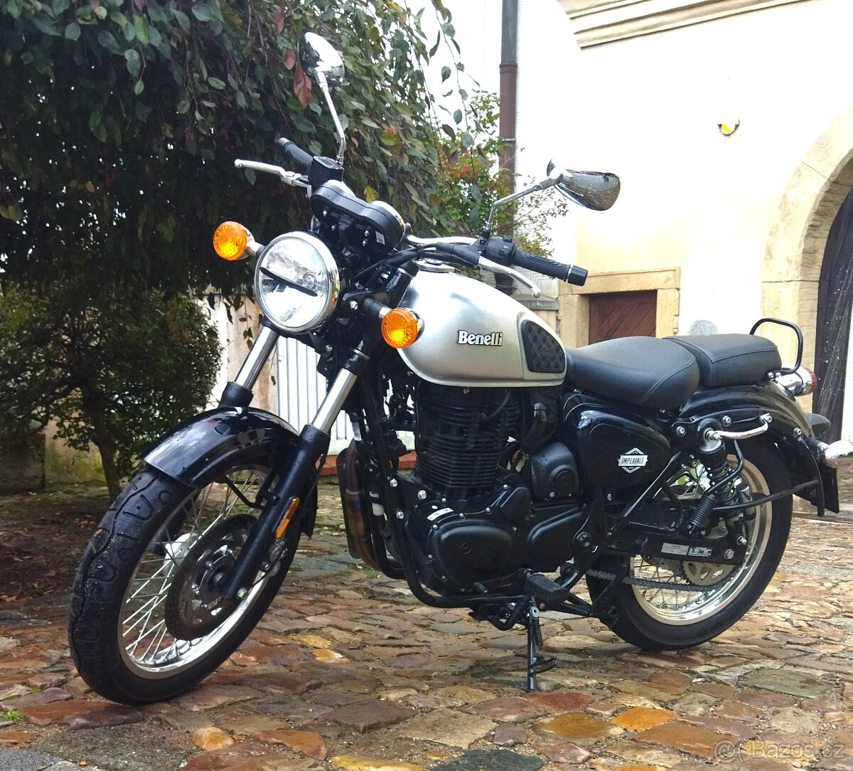 SLEVA Prodám Benelli Impriale 400
