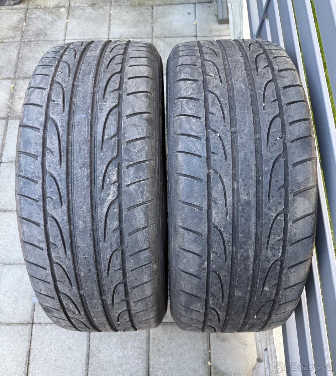 R19 235/50 letní