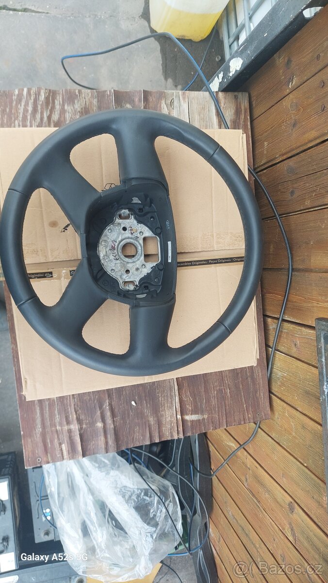 Nový kožený volant Škoda R.V.2010