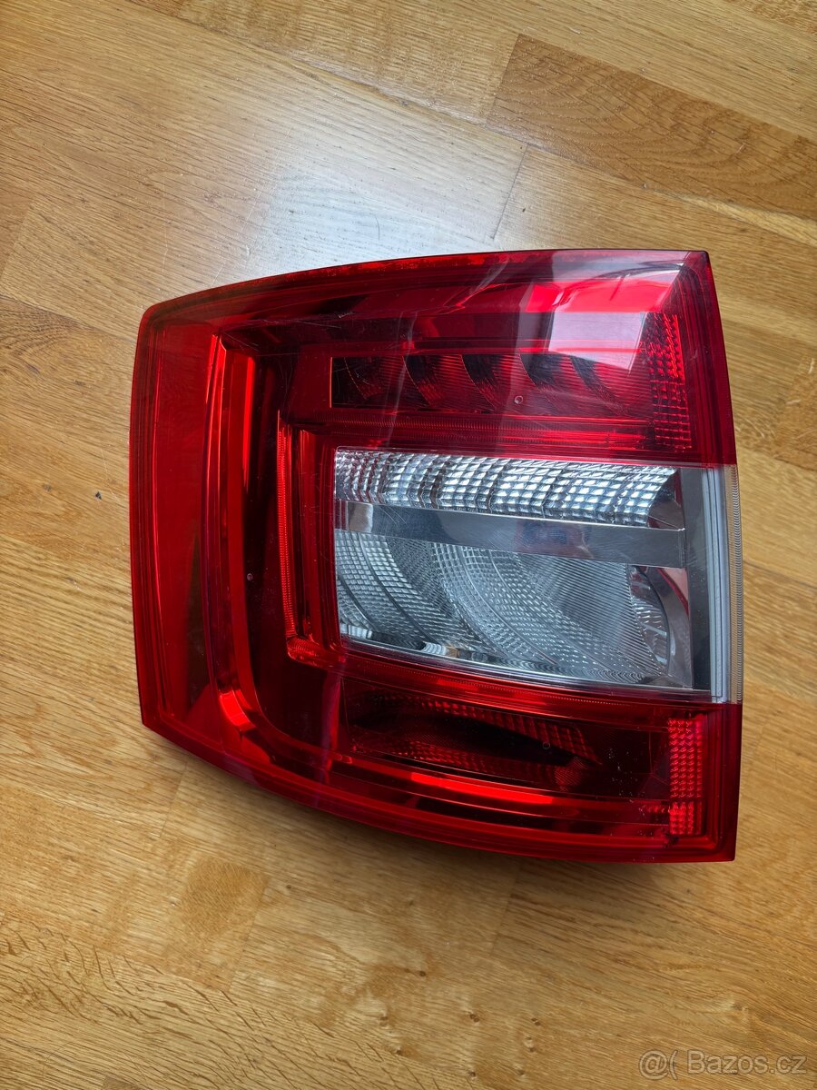 zadní světlo škoda octavia 3 combi