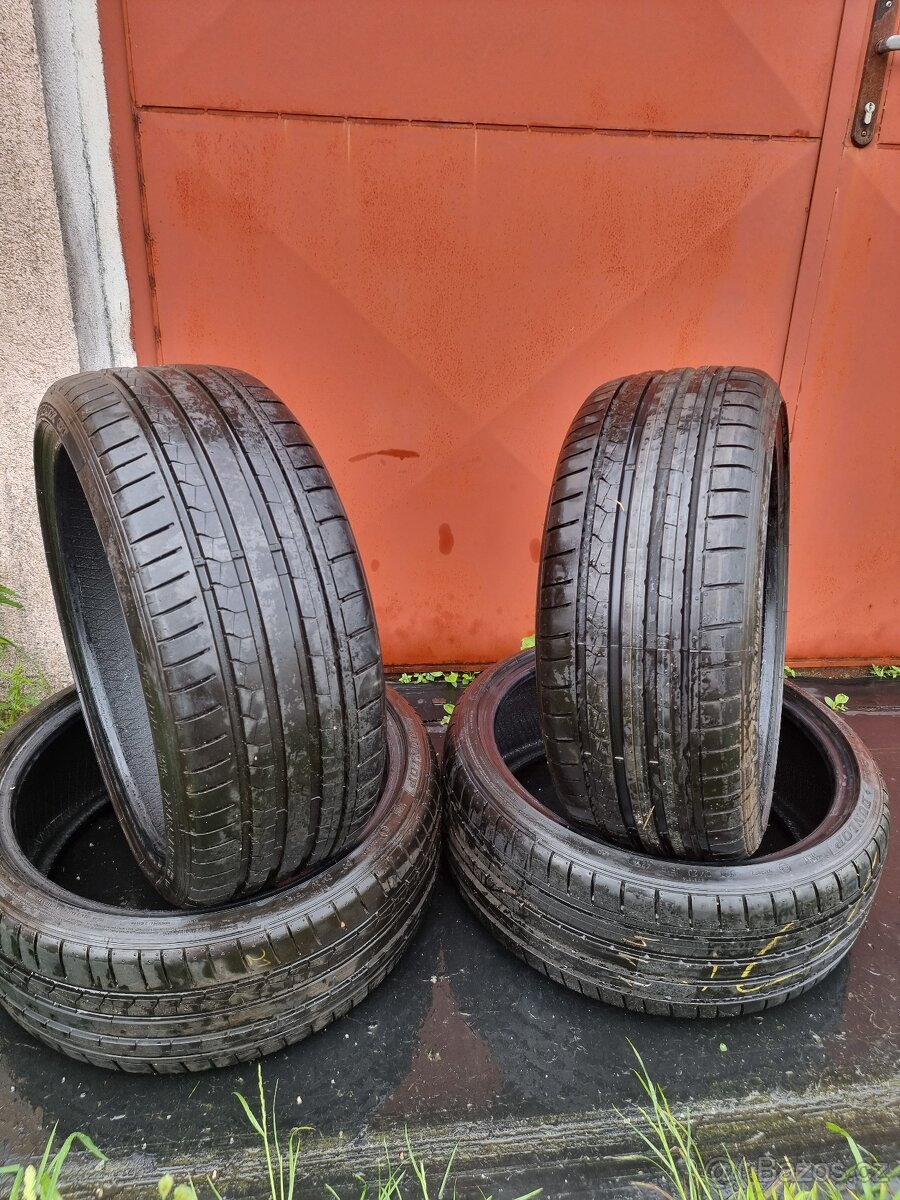 Dunlop 225/35 r19