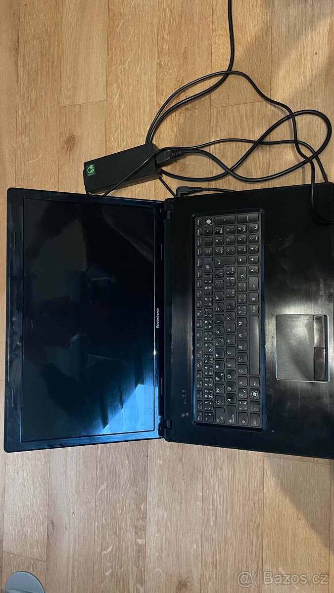 Notebok lenovo g780