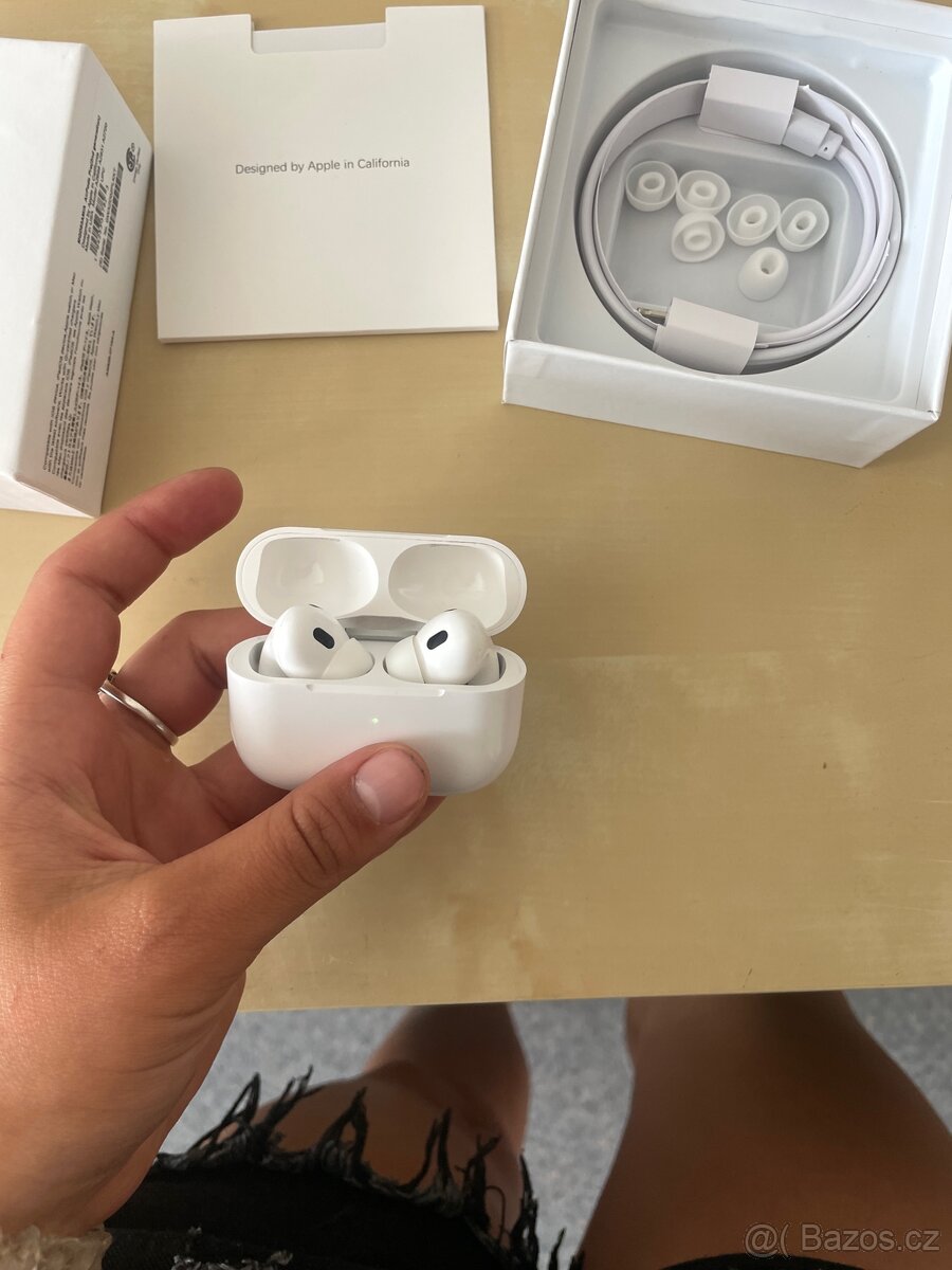 Apple airpods pro (2.generace)