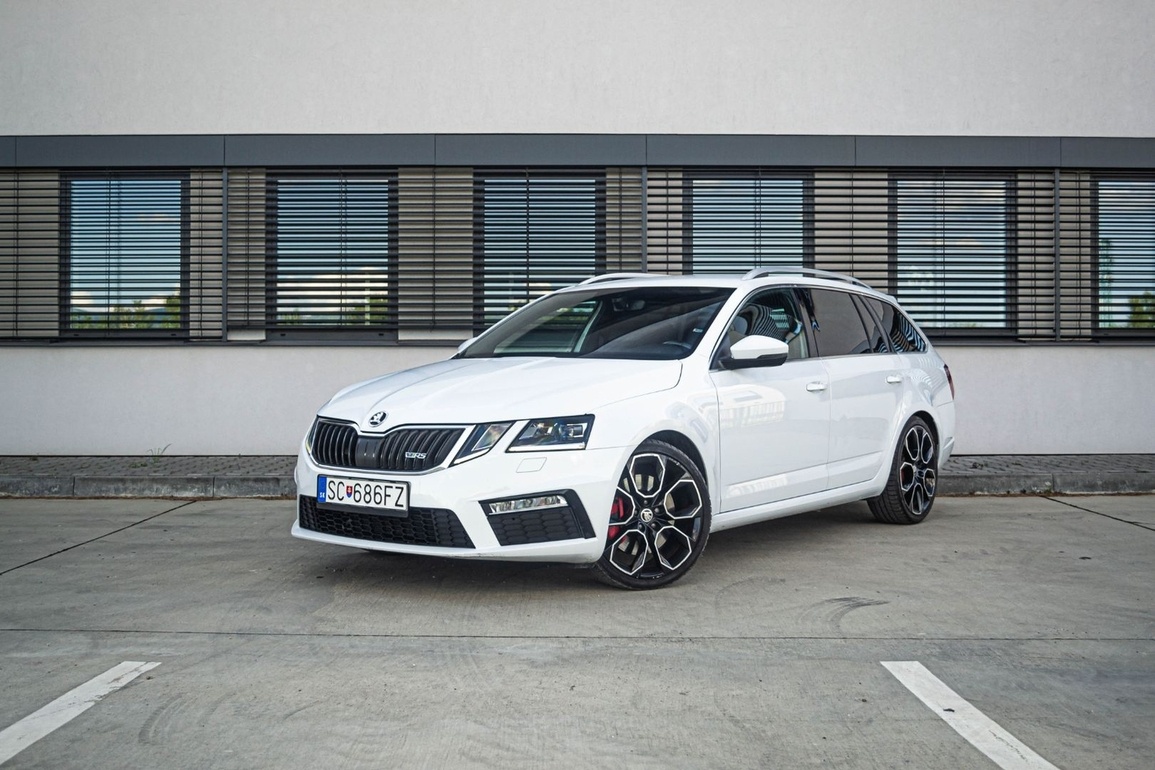 Škoda Octavia Combi 2.0 TSI RS 230 DSG