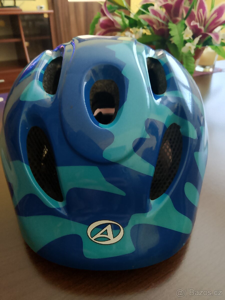 Dětská nastavitelná cyklistická helma zn.ULTIMA