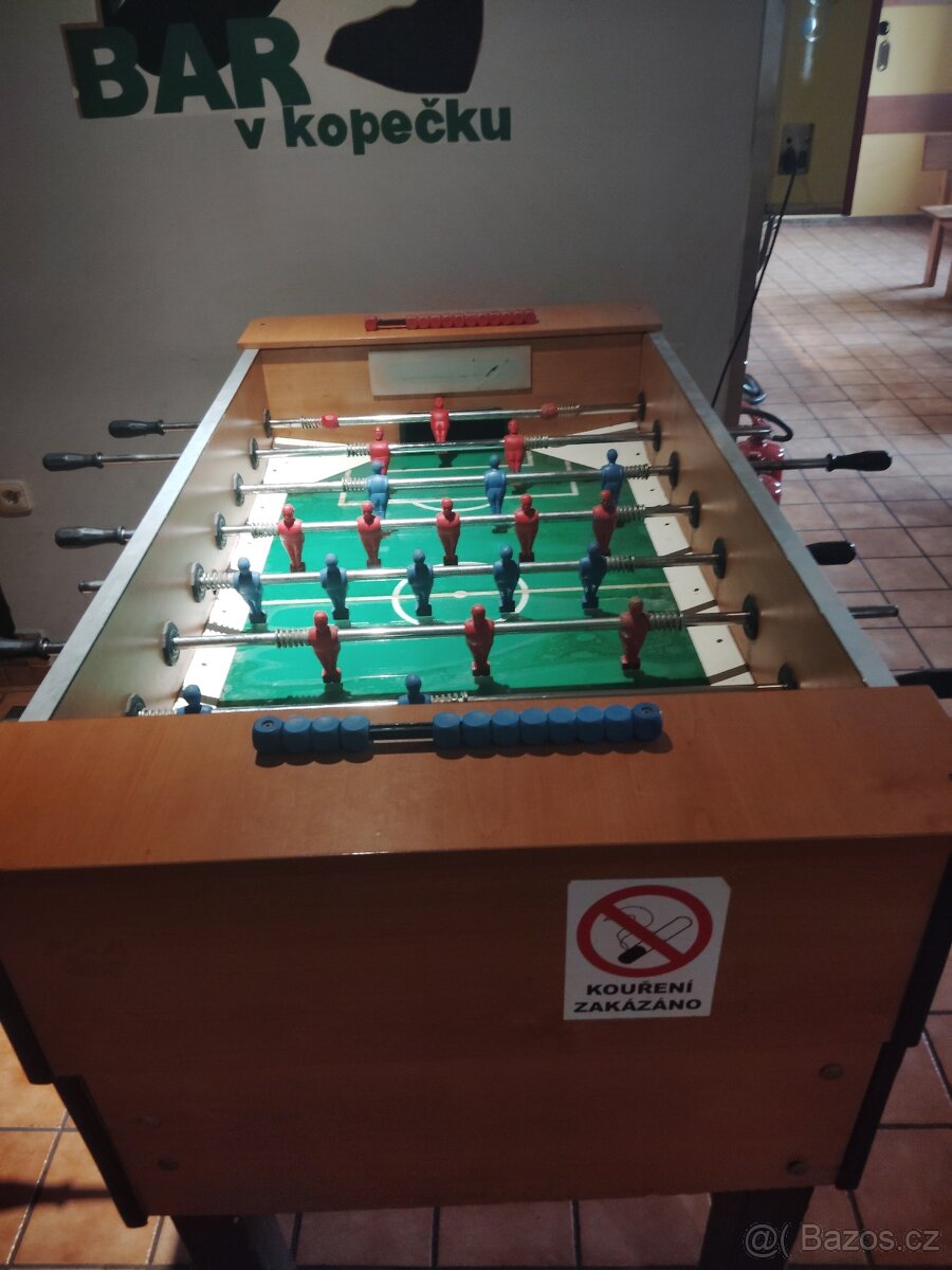 Prodám stolní fotbálek