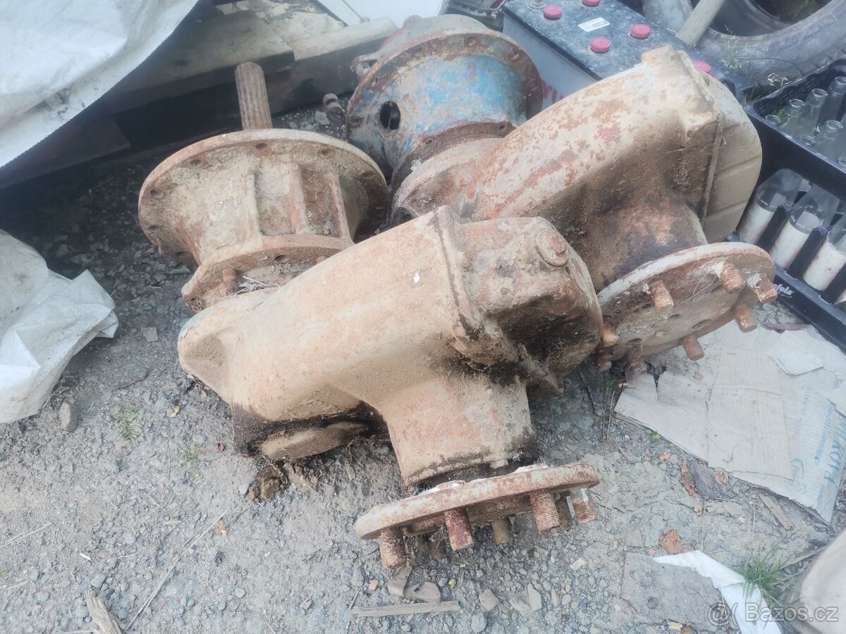 Portály Zetor 6748