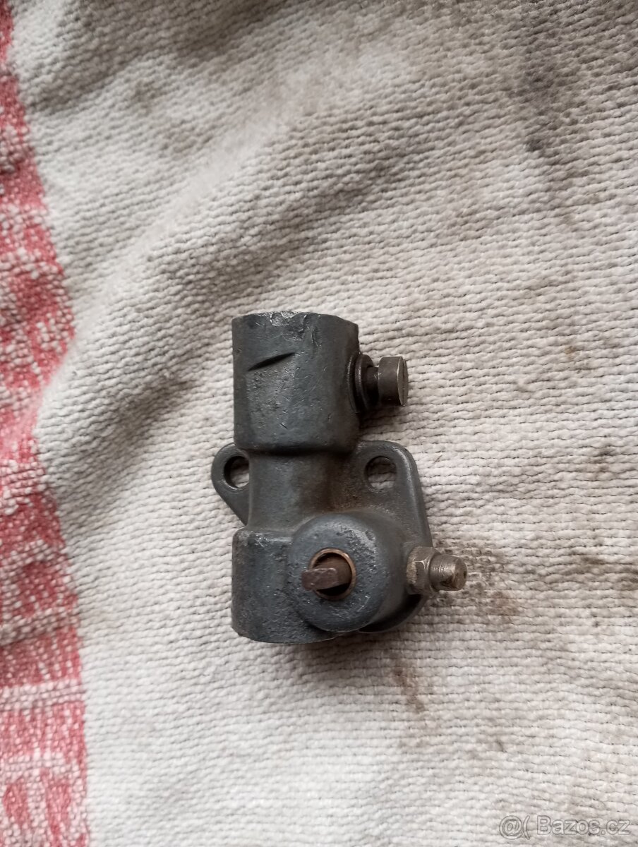 Čz 125/ 150 C, náhon tachometru