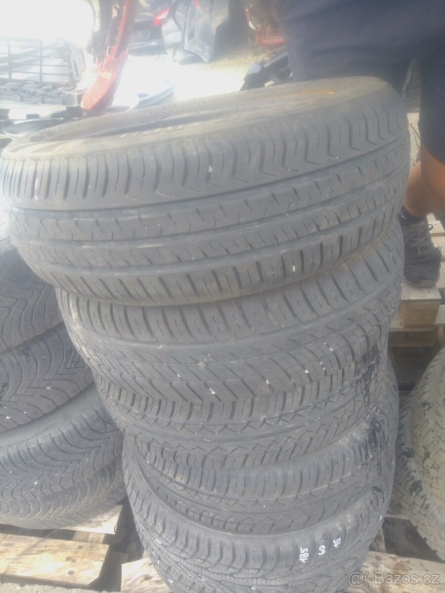 Prodám 4x letní pneu 165/60 R14