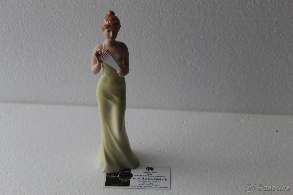 Dáma s vějířem, Royal Dux