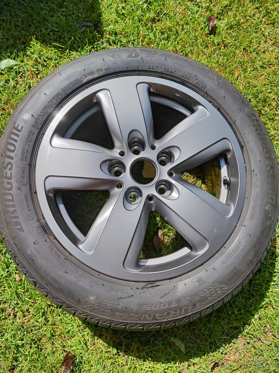 1 kus rezerva Bmw 1 F40 F44  r16 5x112 Bridgestone 205/55/16