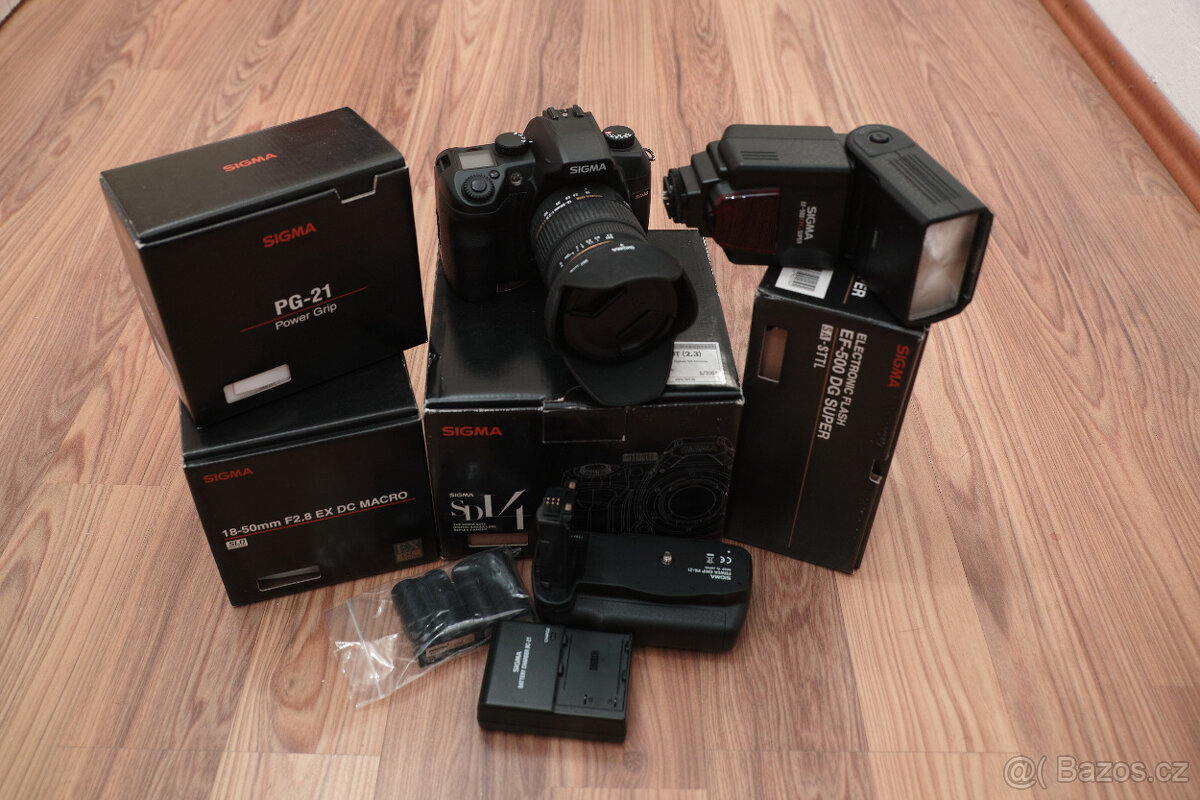 SIGMA SD14 + objektiv + grip + blesk + další