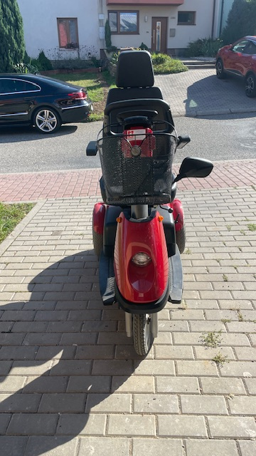 elektrický invalidní skútr, vozík