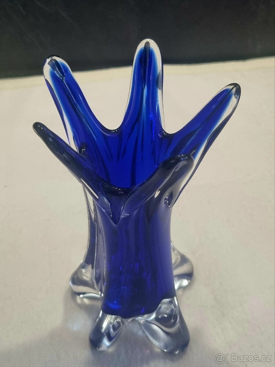 Váza hutní sklo