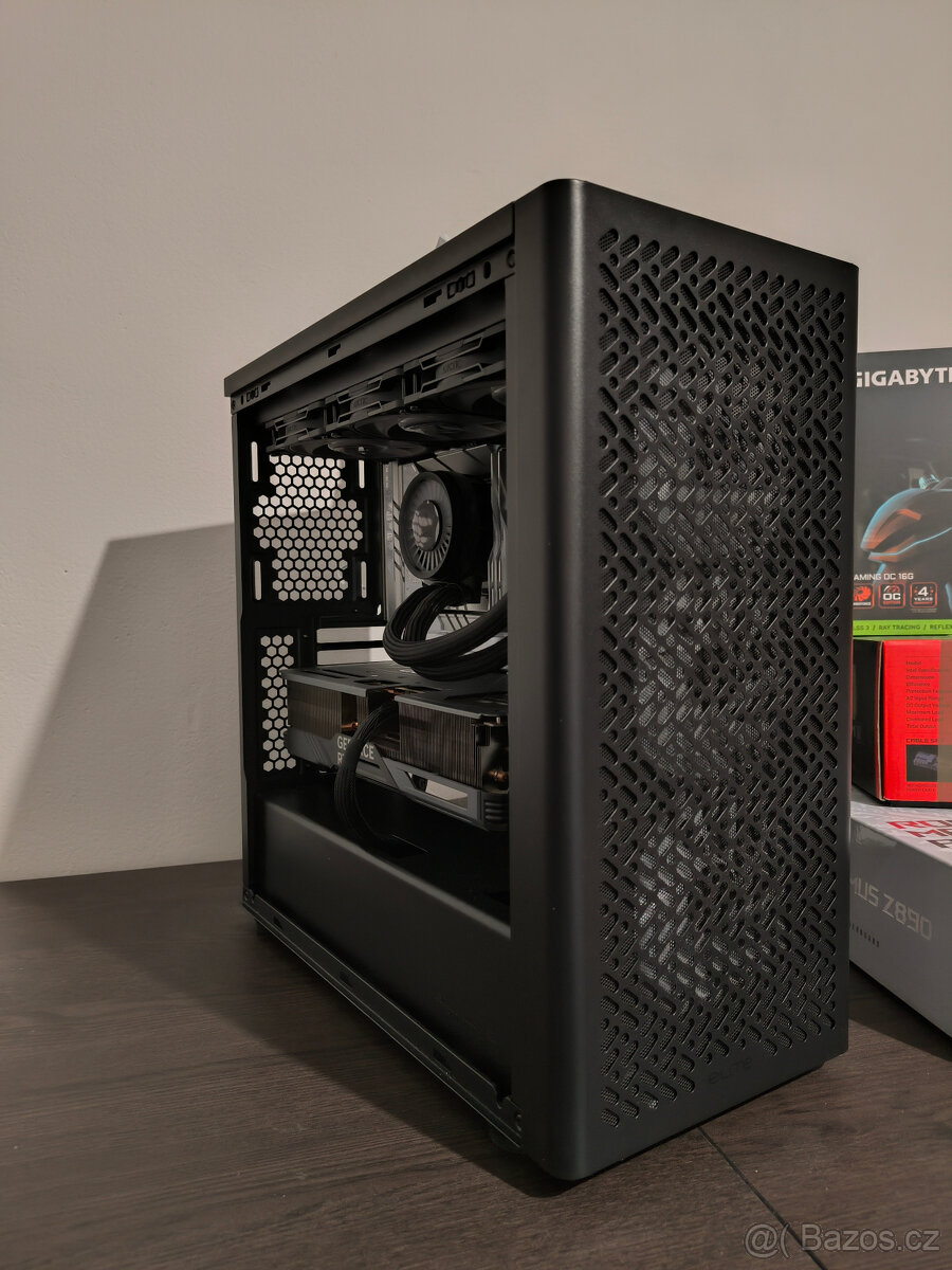 Herní sestava 285K+4080 Super