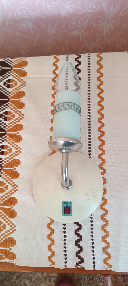 Retro lampička na zeď ve tvaru svícnu – 70. léta