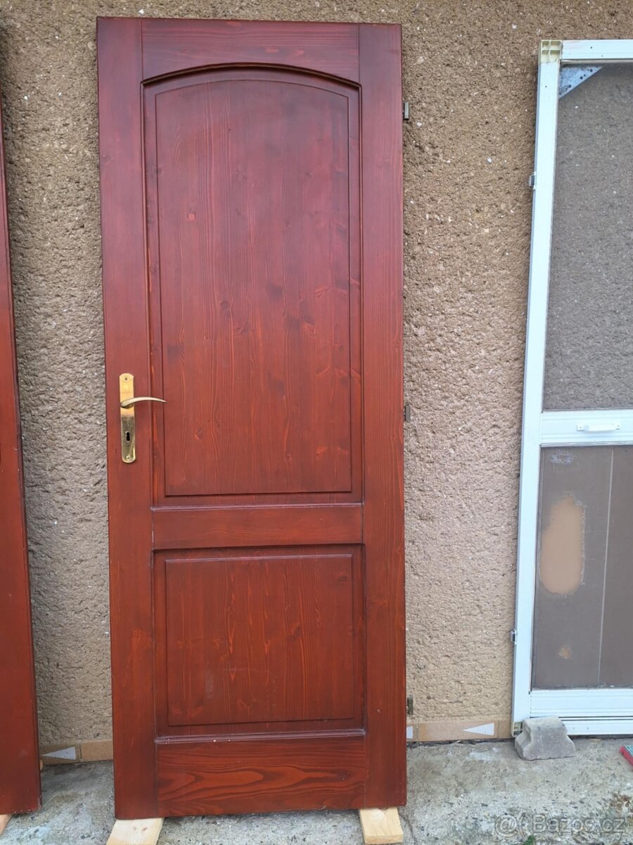 Dveře 70