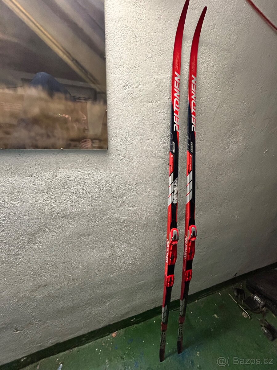 Běky Peltonen infra Carbon