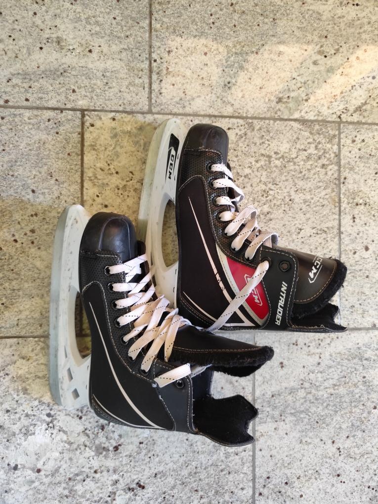 Chlapecké brusle vel. 36