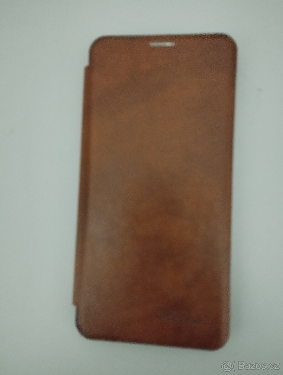 POUZDRO NA MOBIL