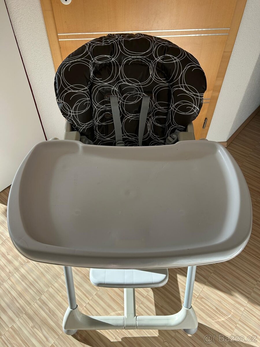 Jídelní židlička