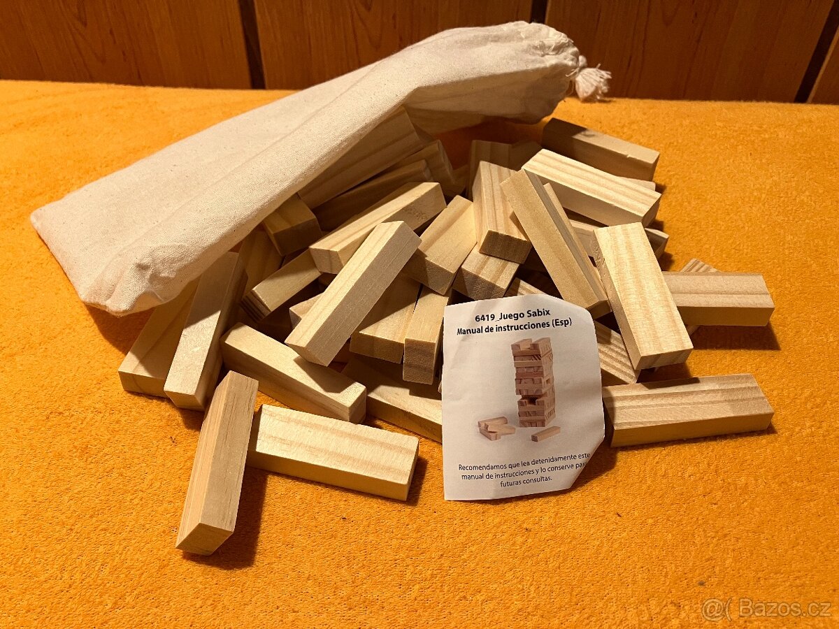 Dřevěná hračka - balanční věž