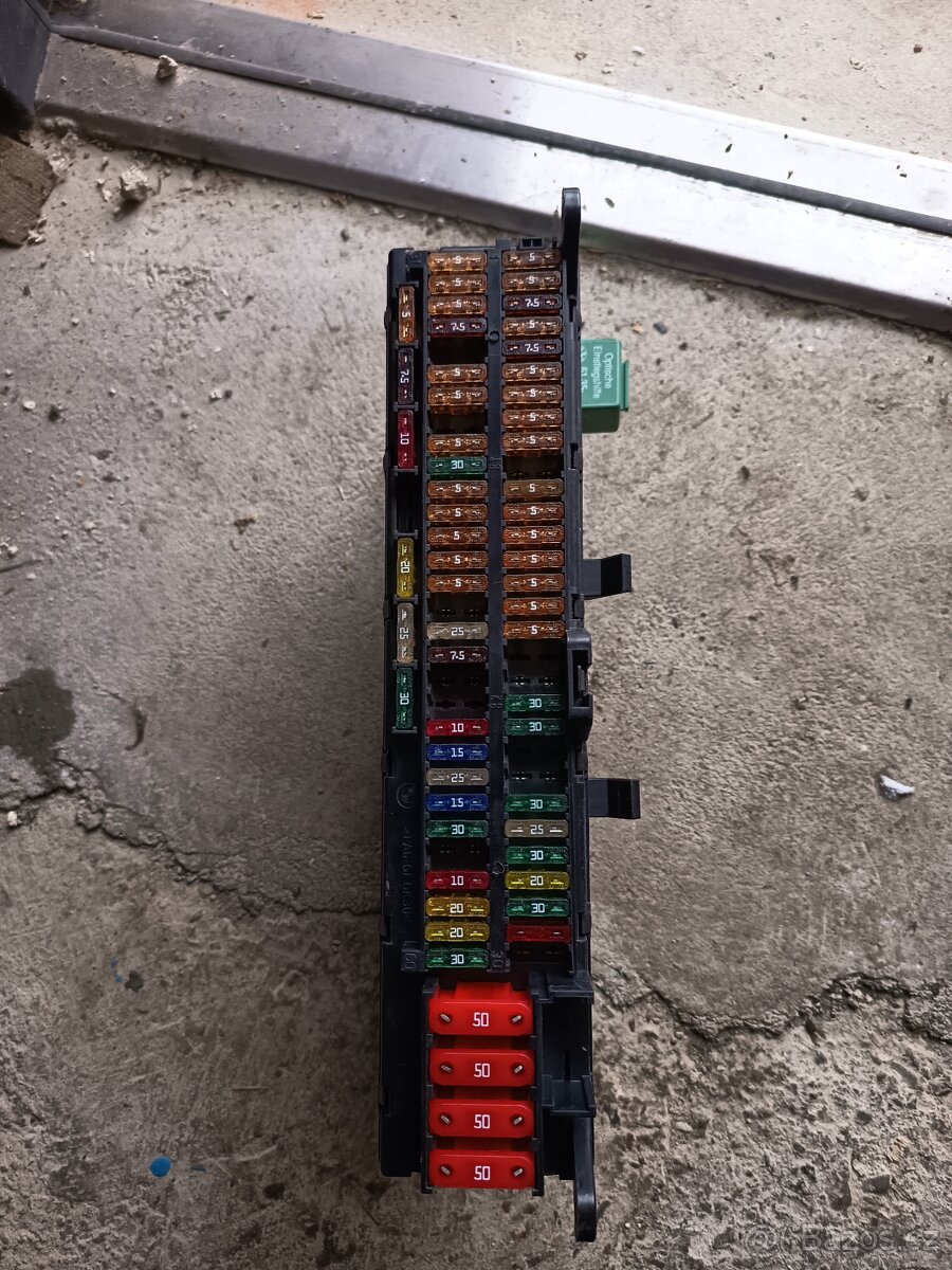 Pojistková skříň BMW X5 e53